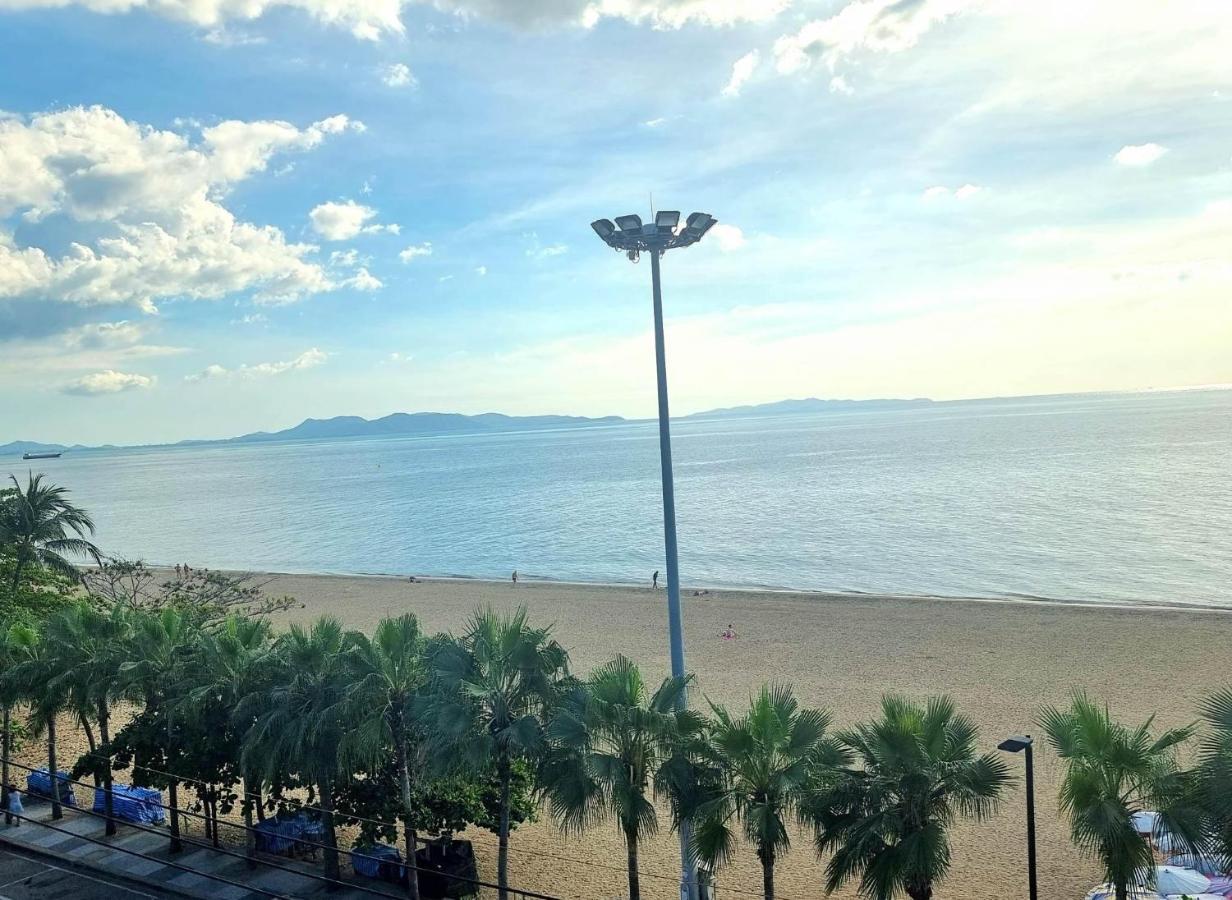 Happy Jomtien - Beachfront Luaran gambar